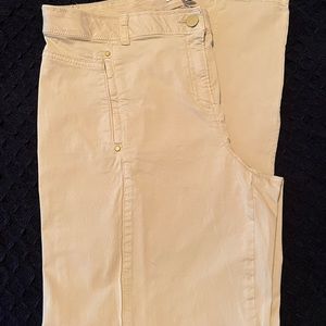 Chicos ankle pants. Lightweight. Size 1.5 which is a 10. Never worn
